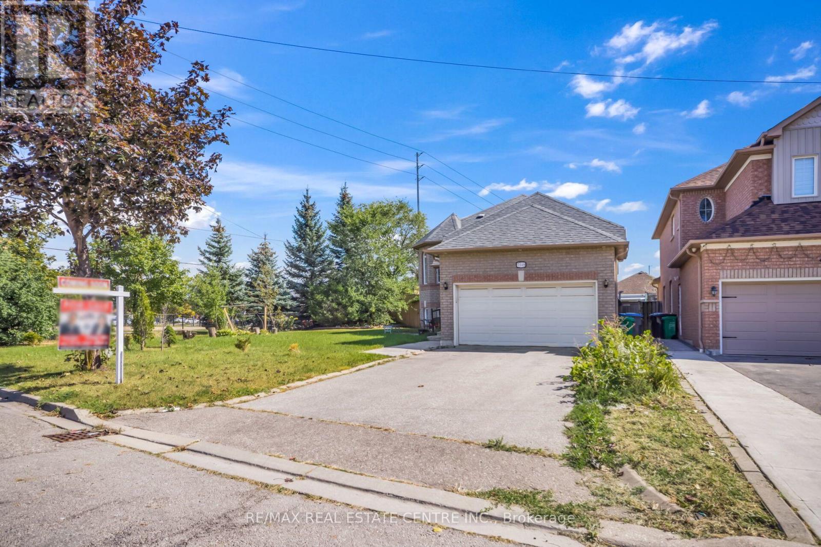 7349 ZINNIA PLACE, Mississauga (Meadowvale Village) — photo 2