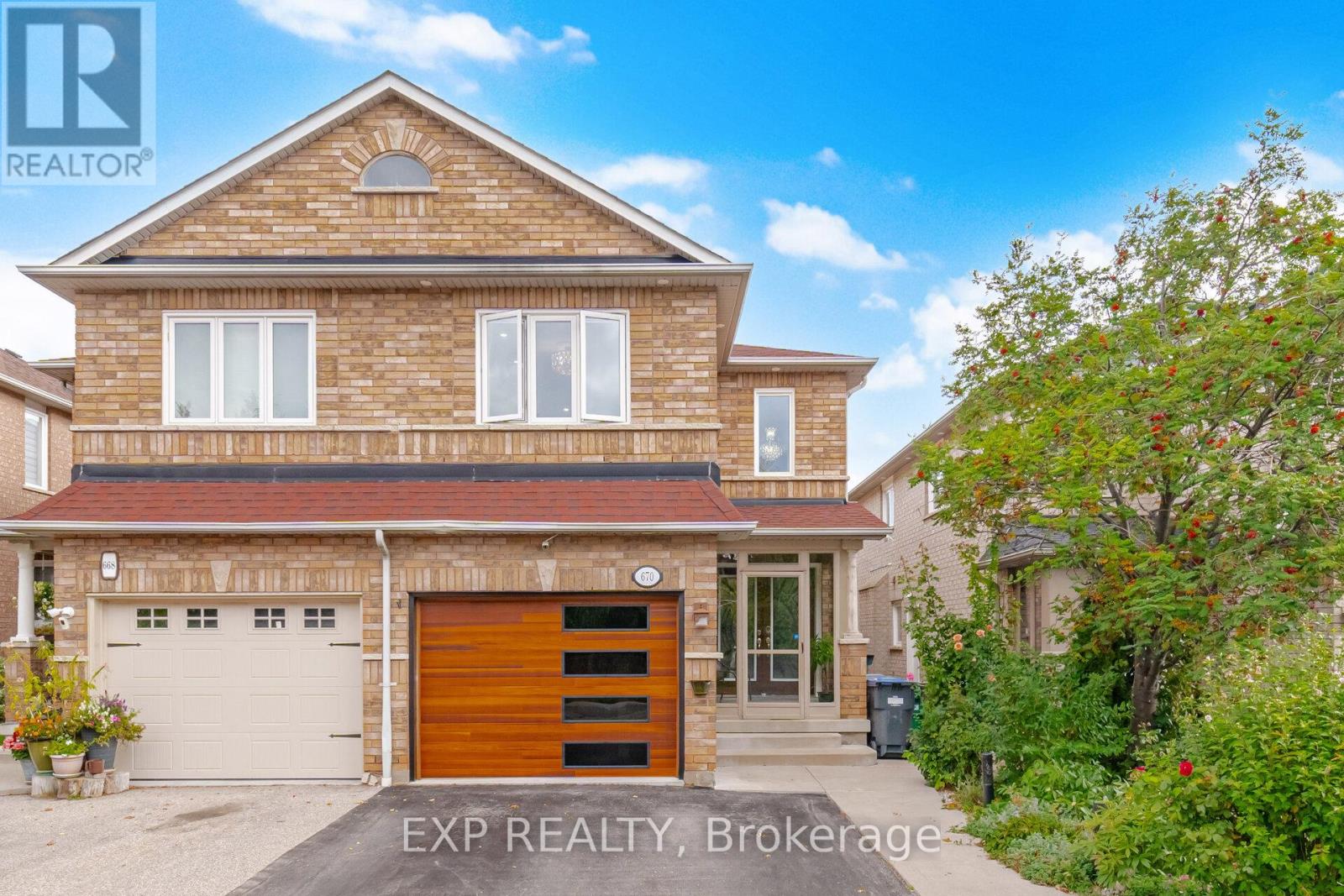670 WILDGRASS ROAD, Mississauga (Cooksville)