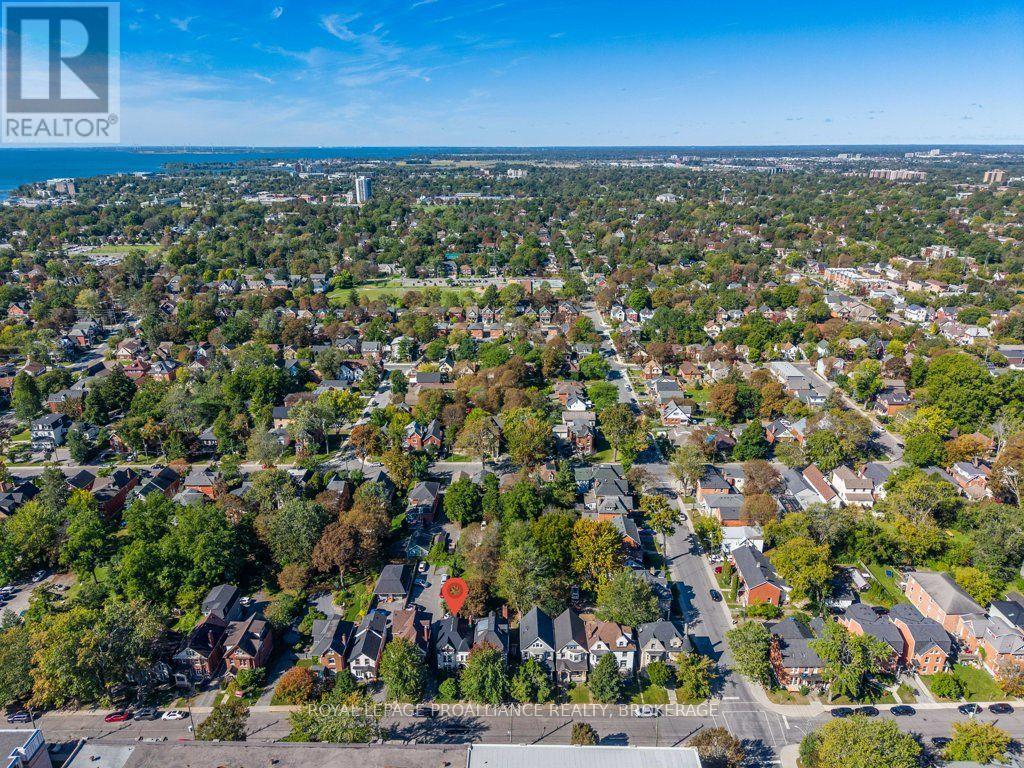 236 FRONTENAC STREET - Image 45