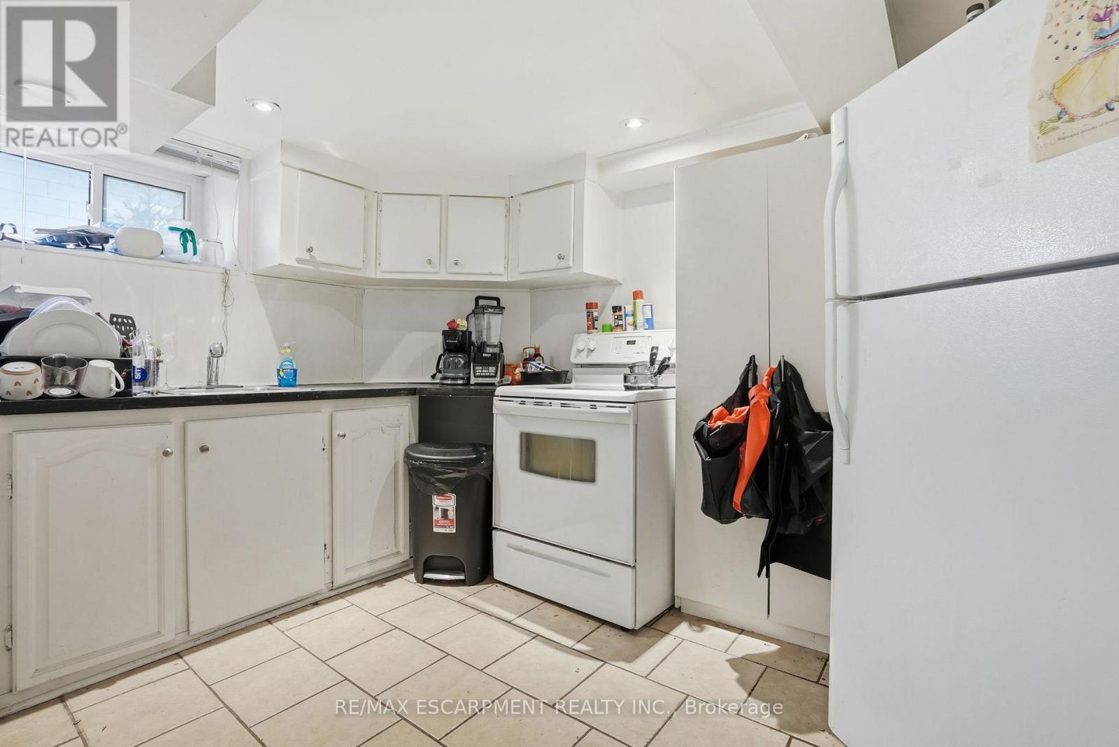 147 EMERALD STREET S, Hamilton (Stinson) — photo 46
