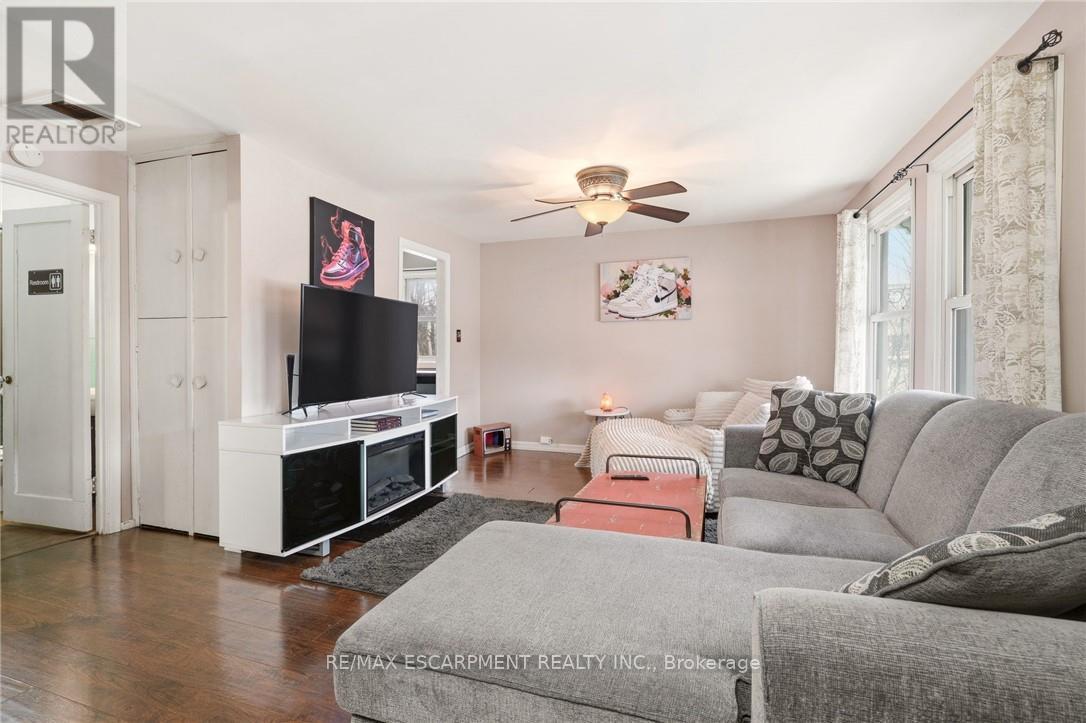66 EAST 32ND STREET, Hamilton (Raleigh) — photo 4