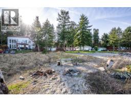 1426 Wilkinson Rd, Comox, BC V9M4B3 Photo 15