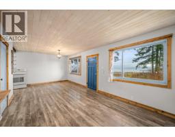 1426 Wilkinson Rd, Comox, BC V9M4B3 Photo 36