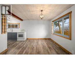 1426 Wilkinson Rd, Comox, BC V9M4B3 Photo 37