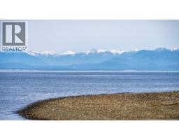 1426 Wilkinson Rd, Comox, BC V9M4B3 Photo 51