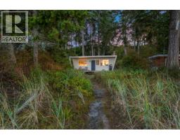 1426 Wilkinson Rd, Comox, BC V9M4B3 Photo 62