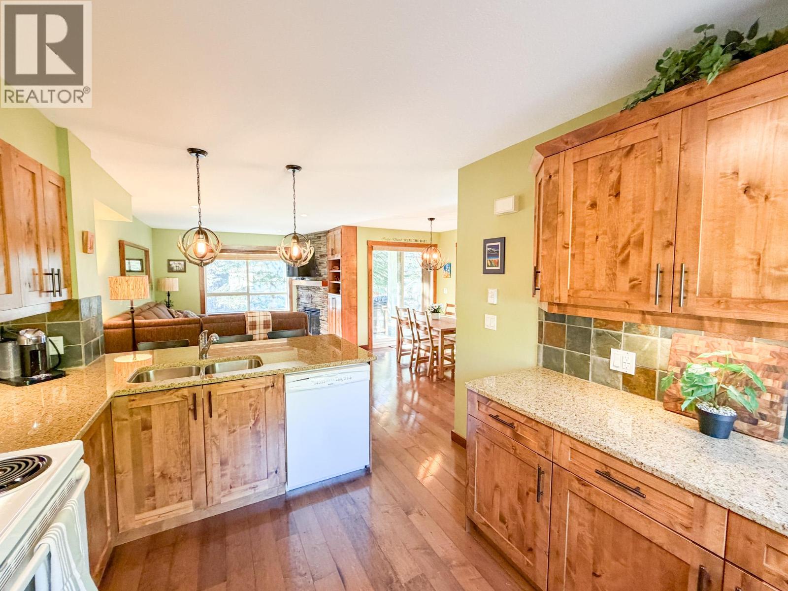 #1 2025 Greywolf Drive - Image 16