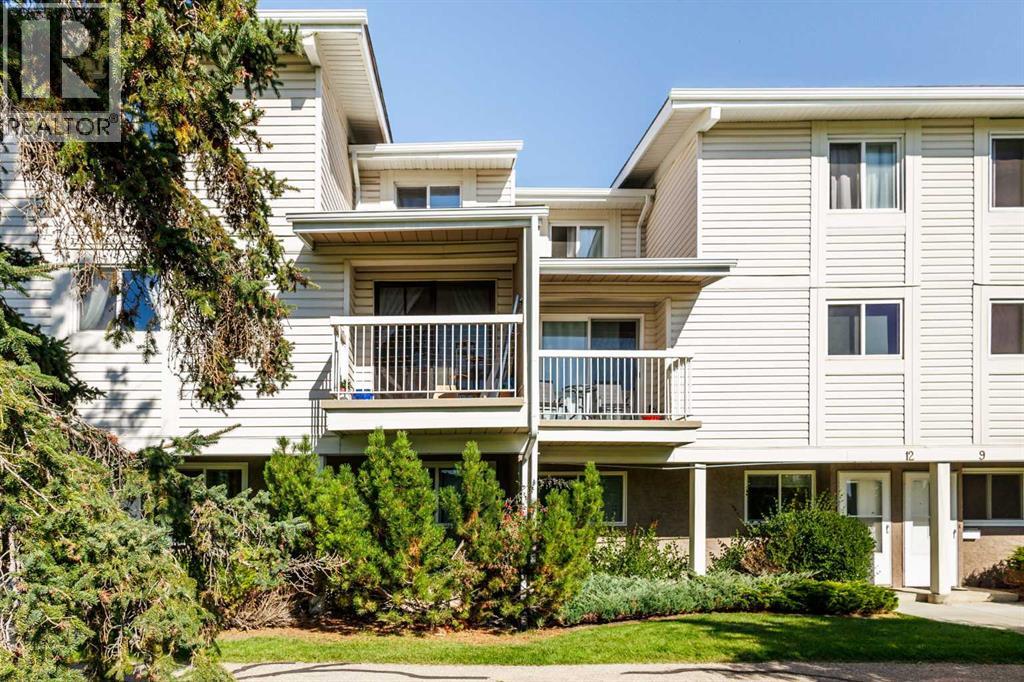 16, 3015 51 Street SW, Calgary, Alberta, T3E6N5