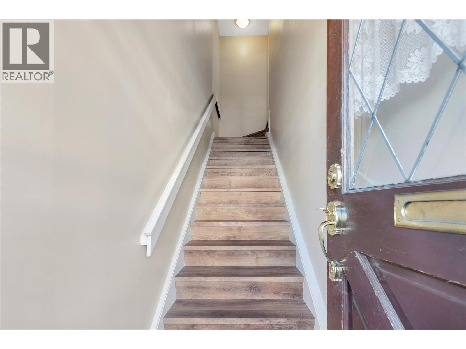 1660 Ufton Court Unit# 209, Kelowna
