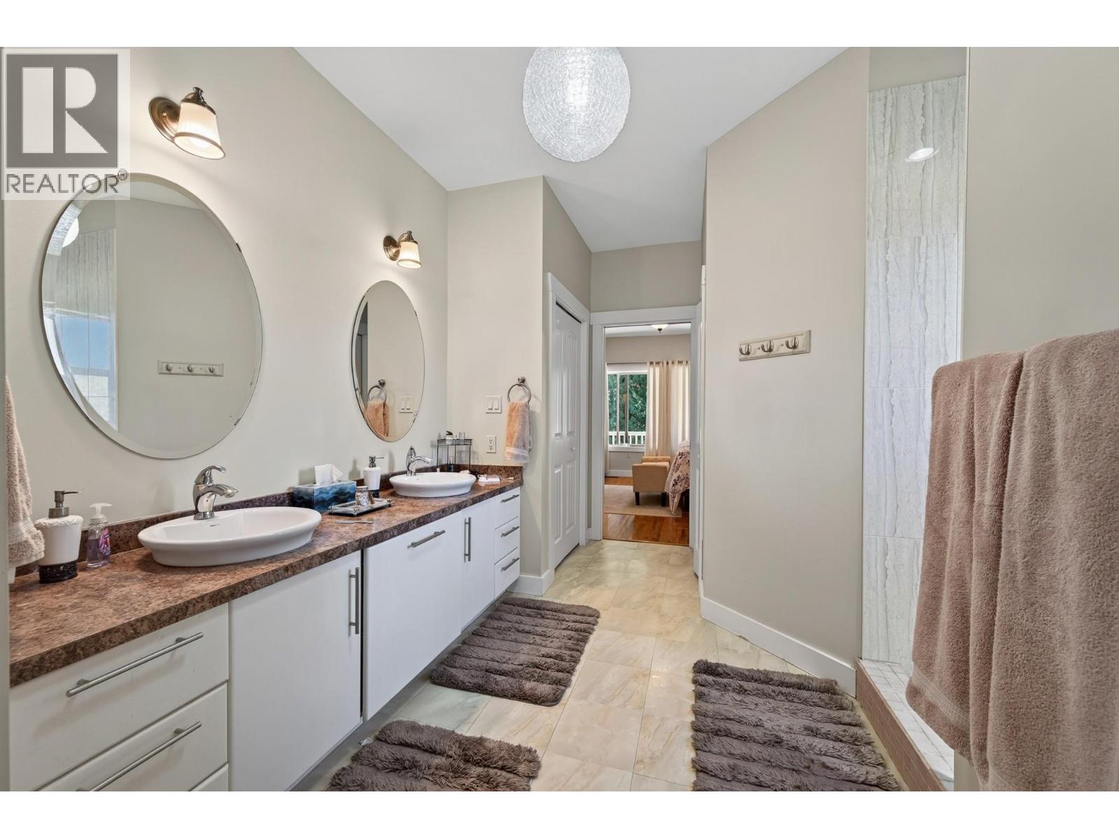 1672 Chase Falkland Road - 22