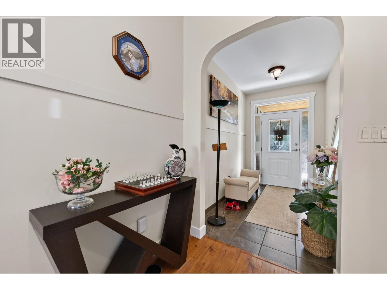 1672 Chase Falkland Road - Image 6