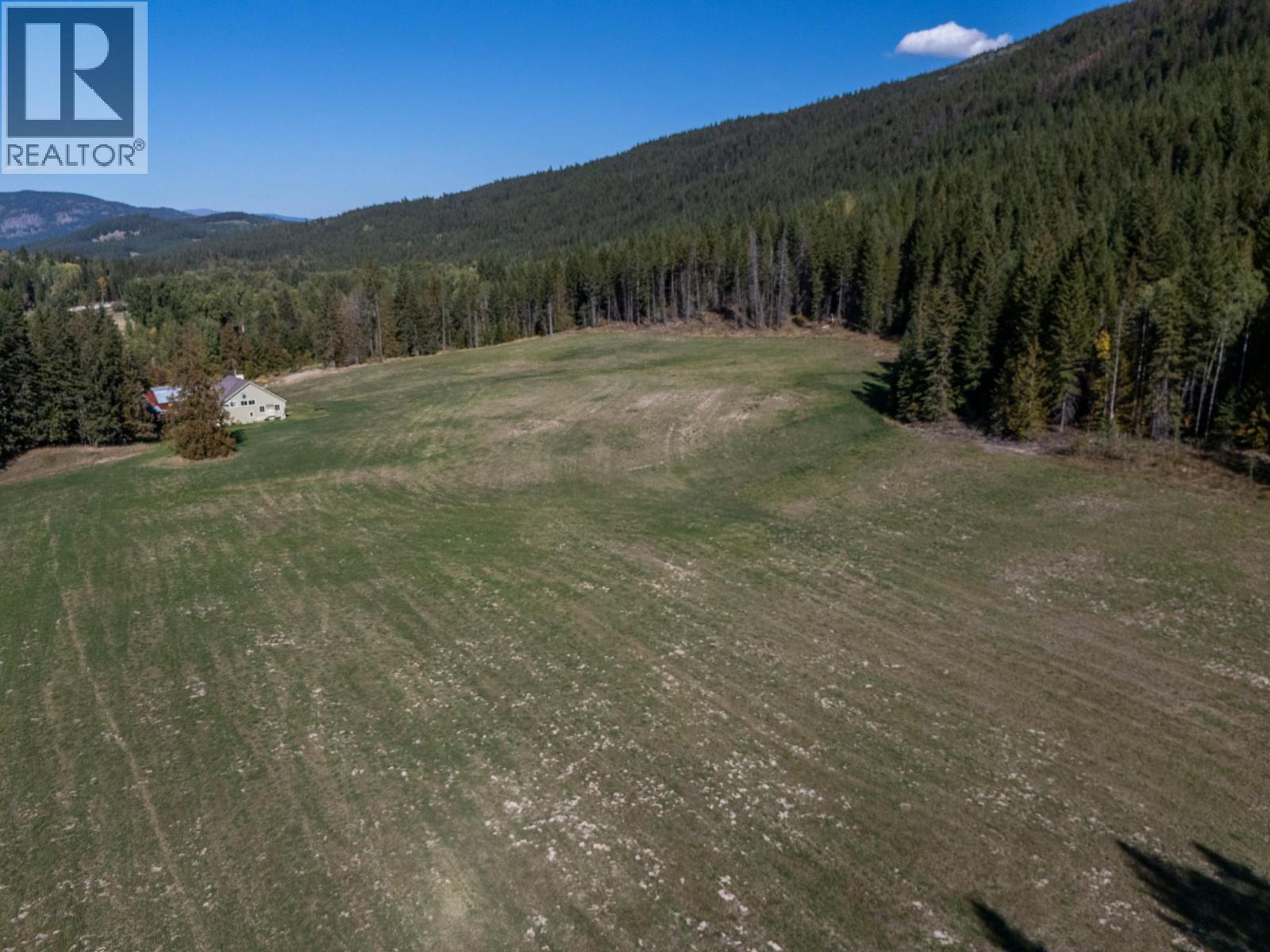 1672 Chase Falkland Road - 64