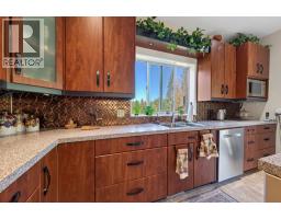 1672 Chase Falkland Road, Chase, BC V0E1M1 Photo 18