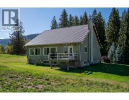 1672 Chase Falkland Road, Chase, BC V0E1M1 Photo 40