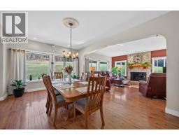 5pc Bathroom - 1672 Chase Falkland Road, Chase, BC V0E1M1 Photo 9