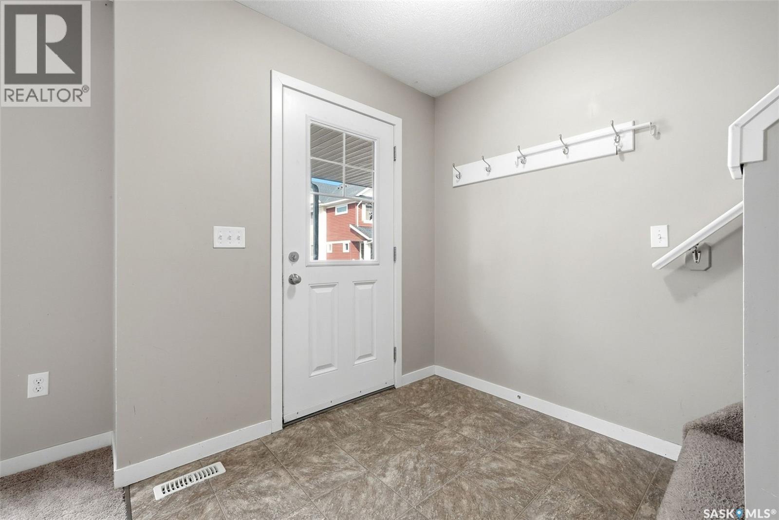 78 5234 Aerodrome ROAD, Regina — photo 2