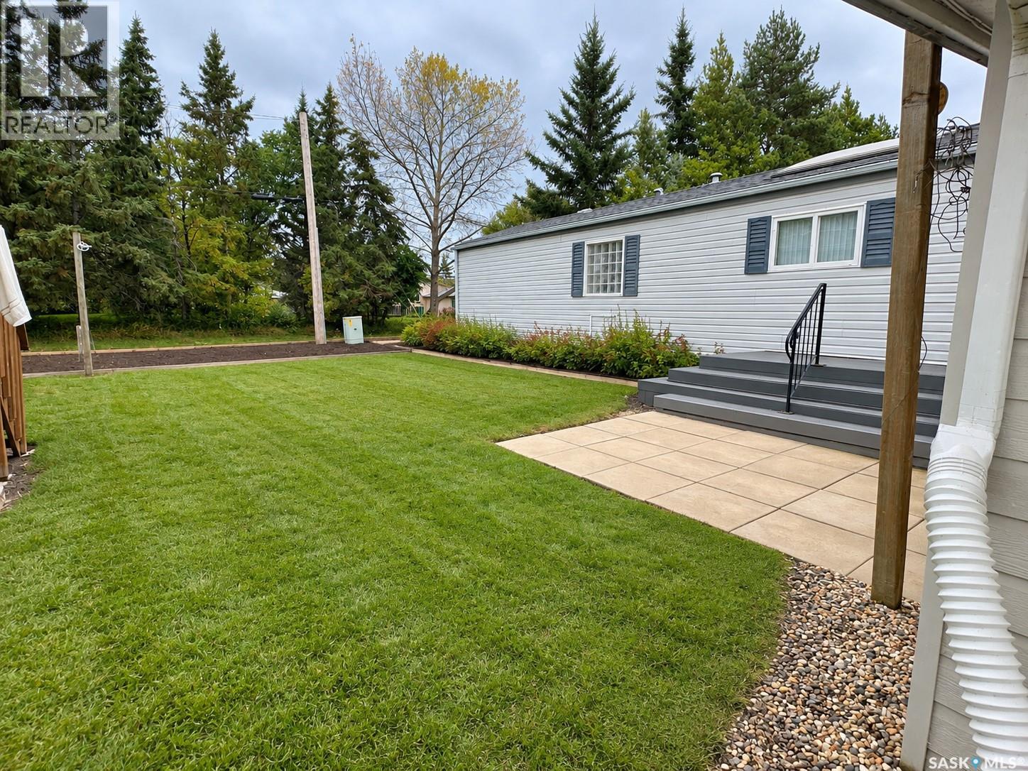 518 March AVENUE E, Langenburg — photo 12