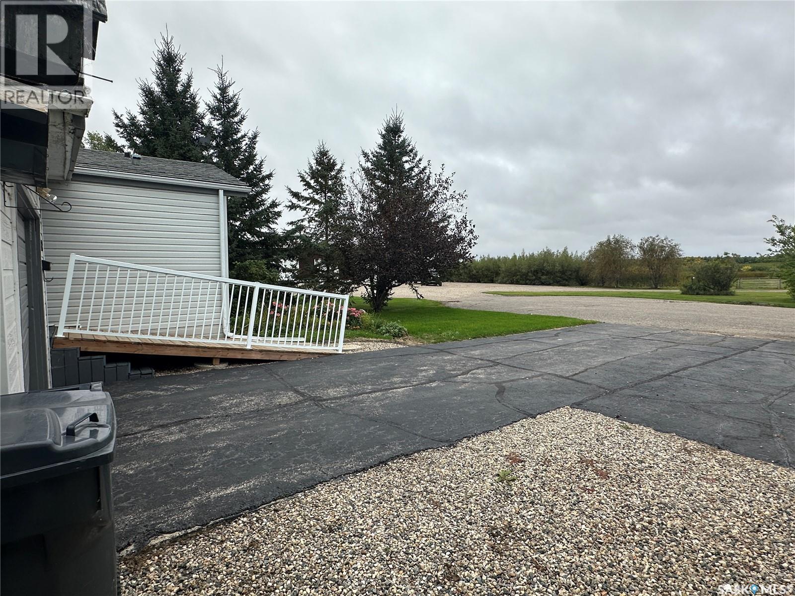 518 March AVENUE E, Langenburg — photo 13