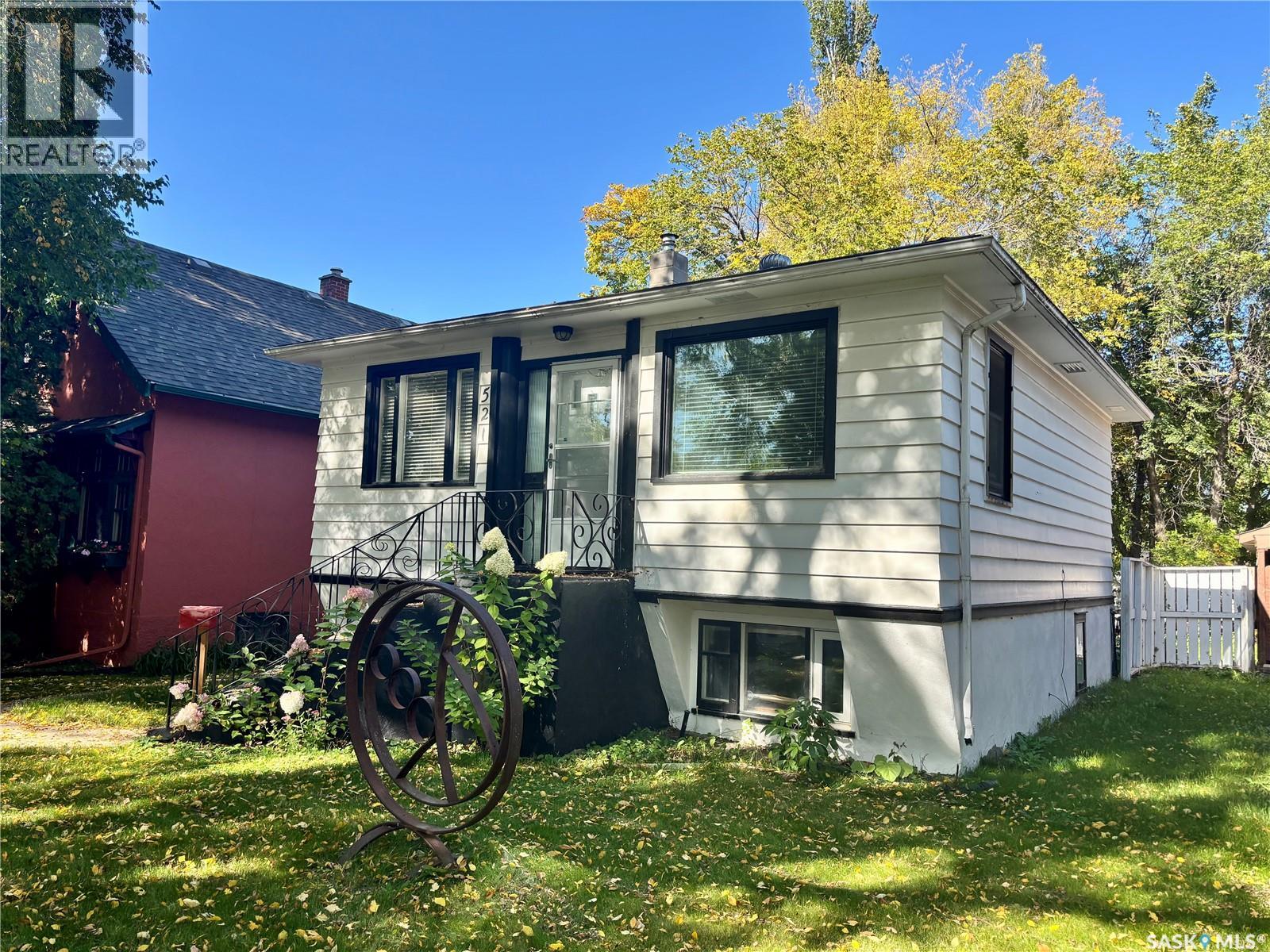521 5th STREET E, Saskatoon — photo 2