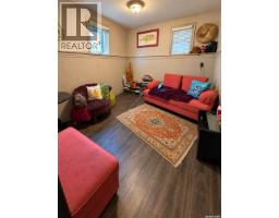 521 5th Street E, Saskatoon, SK S7H1G2 Photo 10