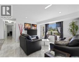Enclosed porch - 7 315 3rd Street S, St  Brieux, SK S0K3V0 Photo 9