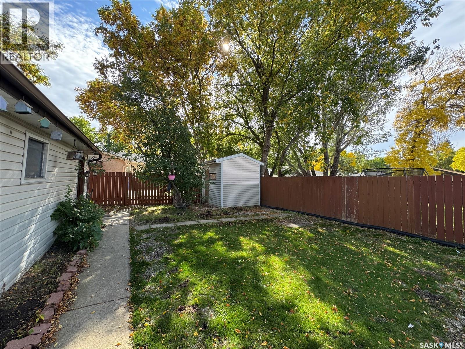 1909 7th AVENUE E, Regina — photo 24