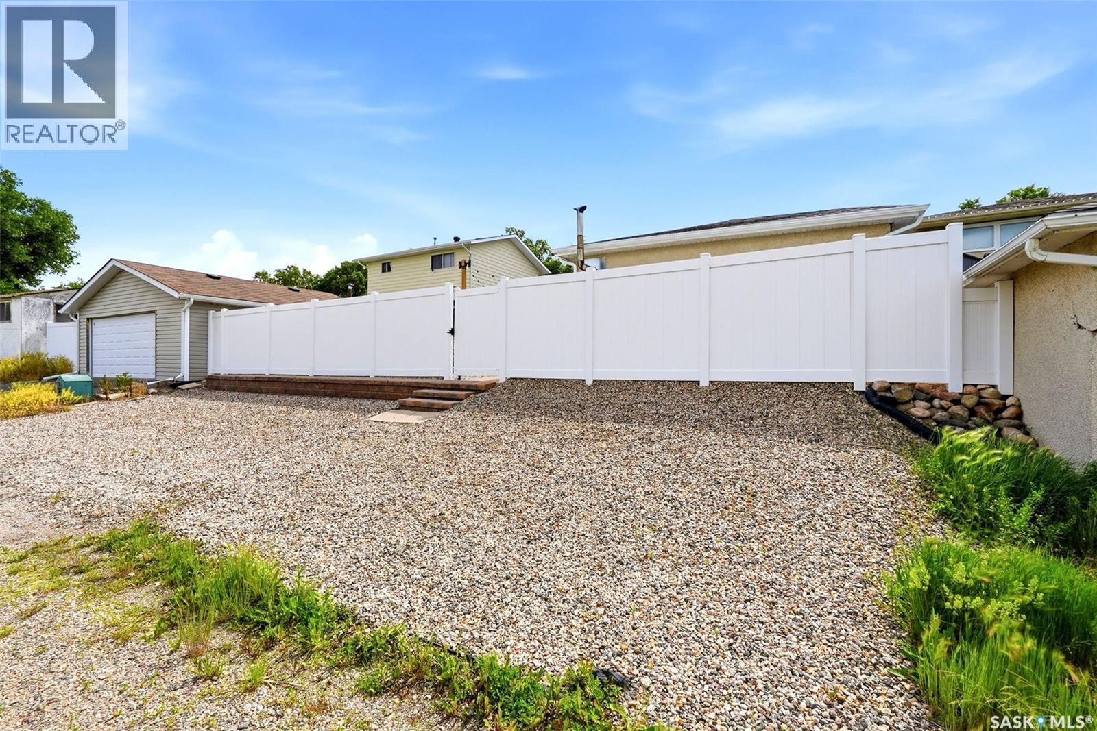 80 Eden AVENUE - 38