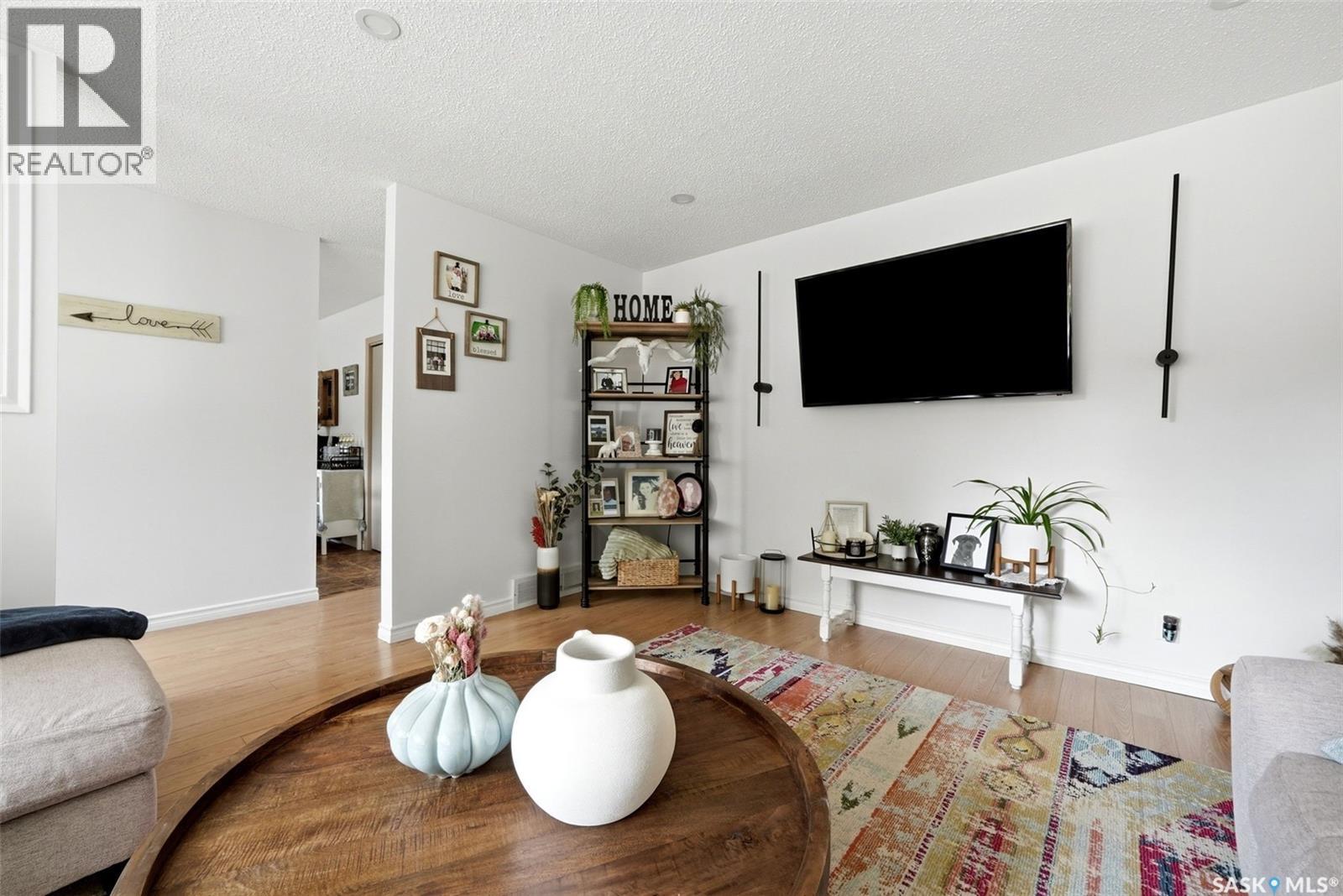 80 Eden AVENUE - 9