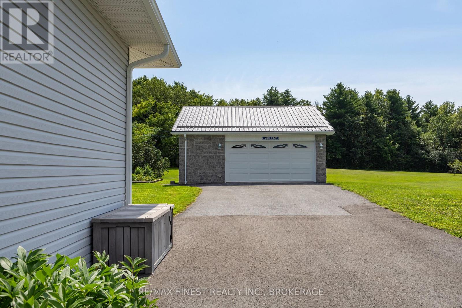 1199 COUNTY ROAD 2 - Image 38