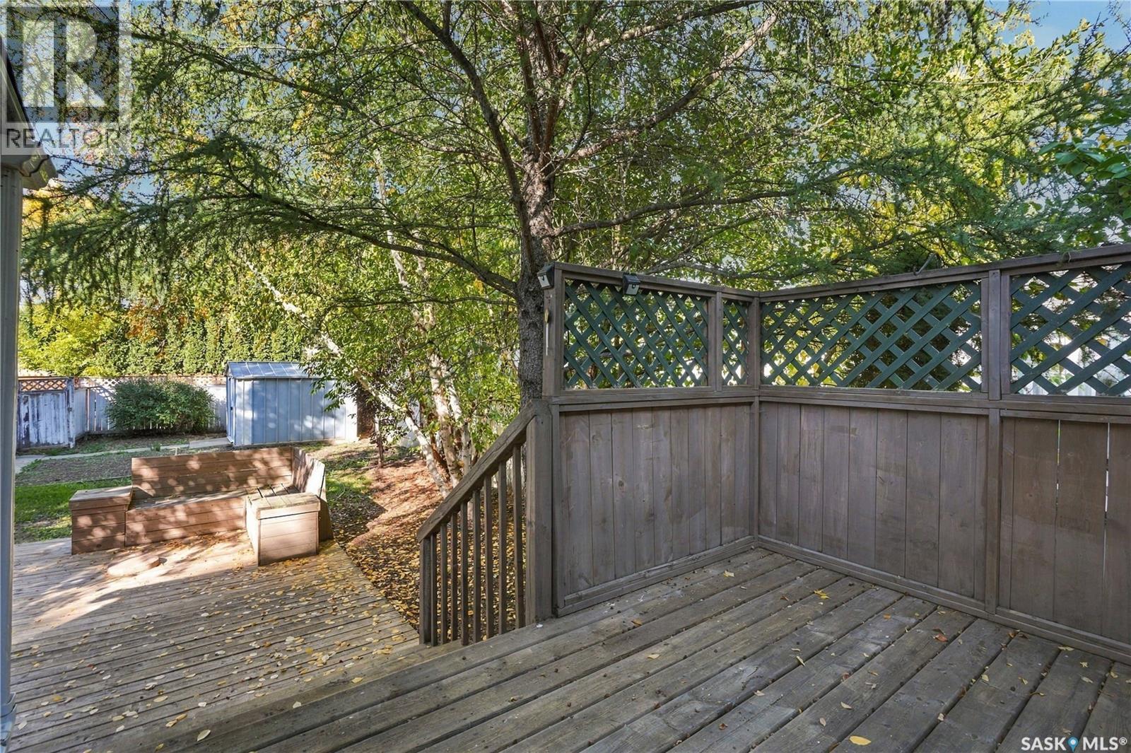 221 Elm STREET - Image 40