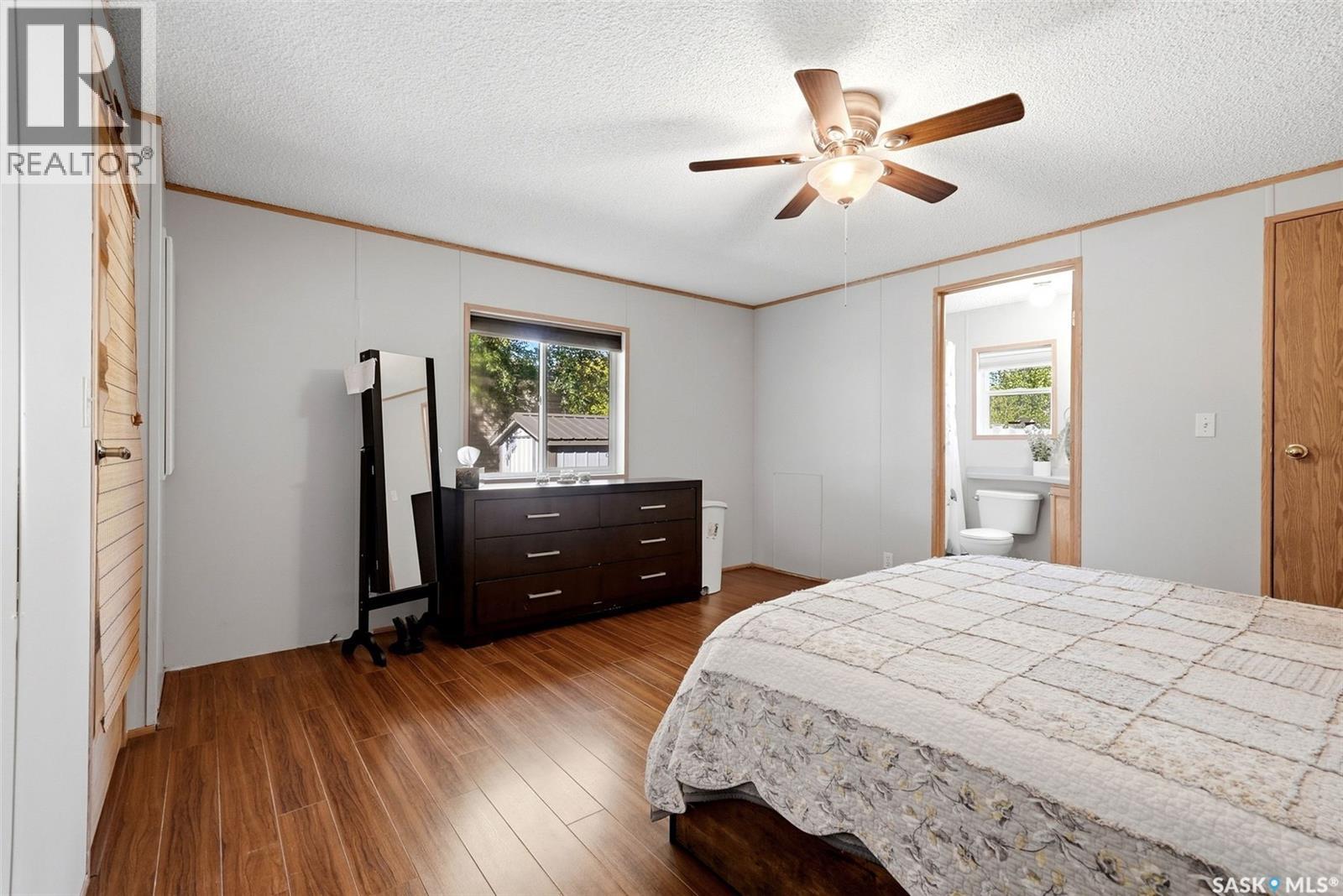 44 Walters COURT, Pilot Butte — photo 15
