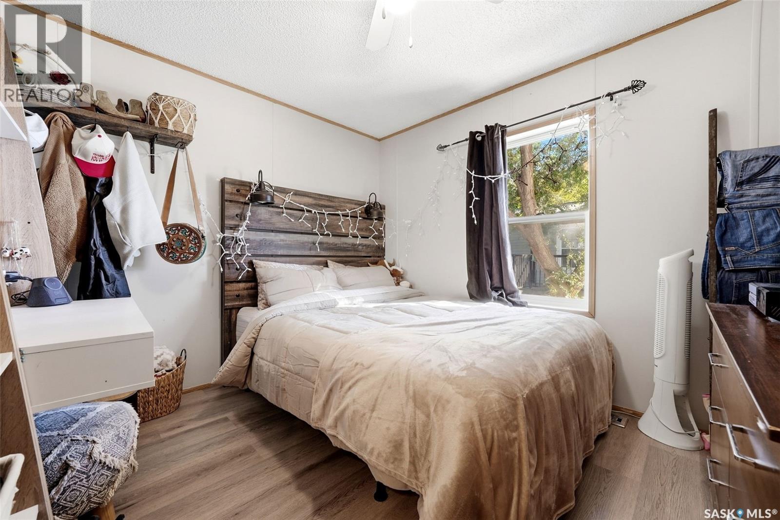 44 Walters COURT, Pilot Butte — photo 19