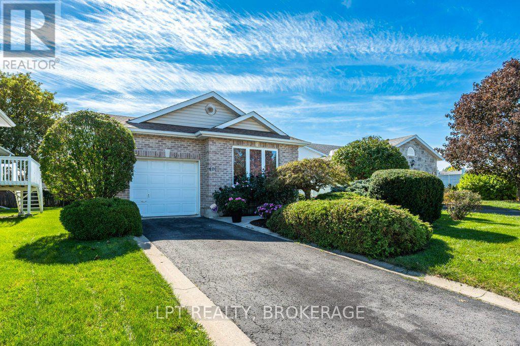 401 WATERLOO DRIVE, Kingston (East Gardiners Rd)