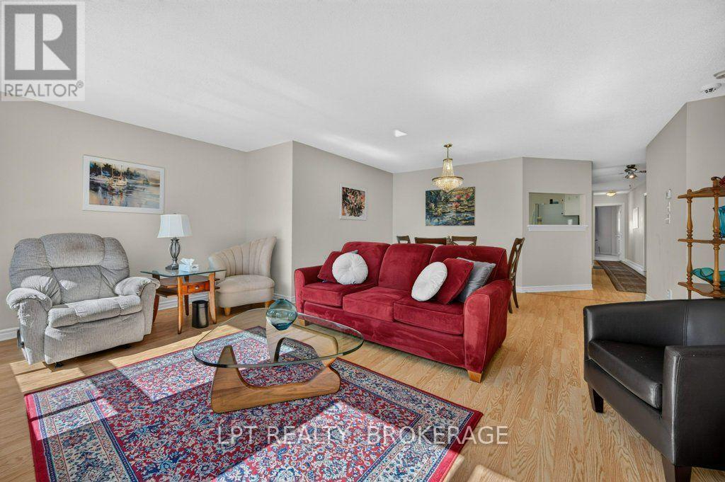 401 WATERLOO DRIVE - Image 18