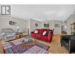 401 Waterloo Drive, Kingston, ON K7M8K7 Photo 18
