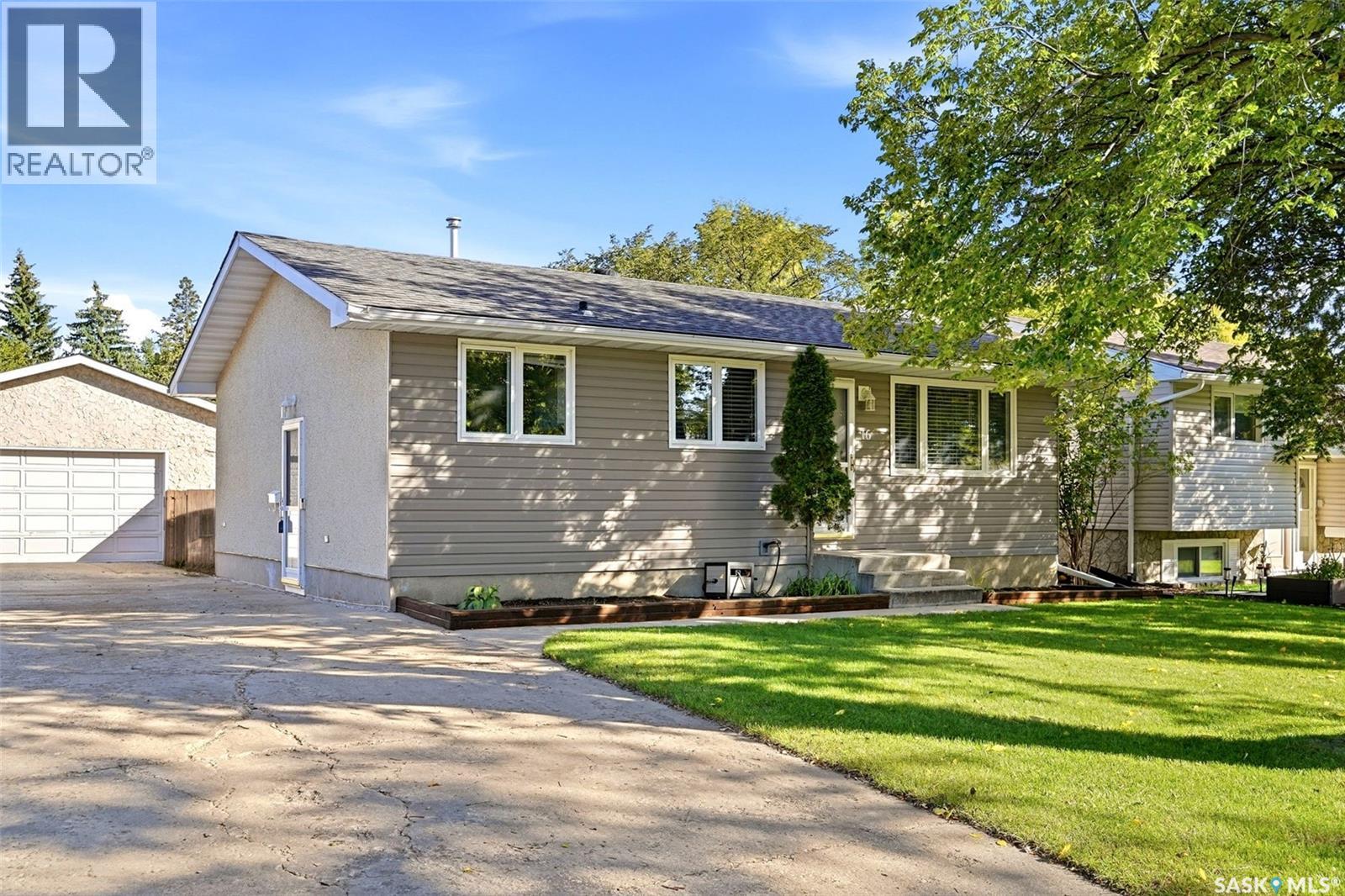 16 Sandison CRESCENT, Regina