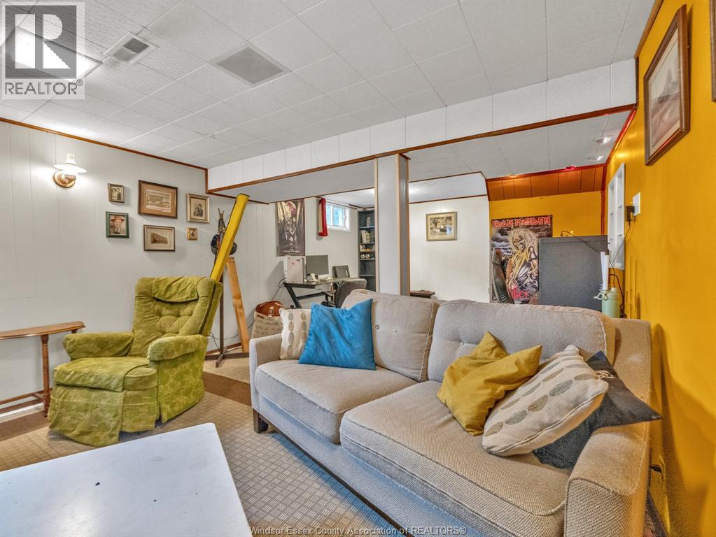 1757 OLIVE ROAD - 43