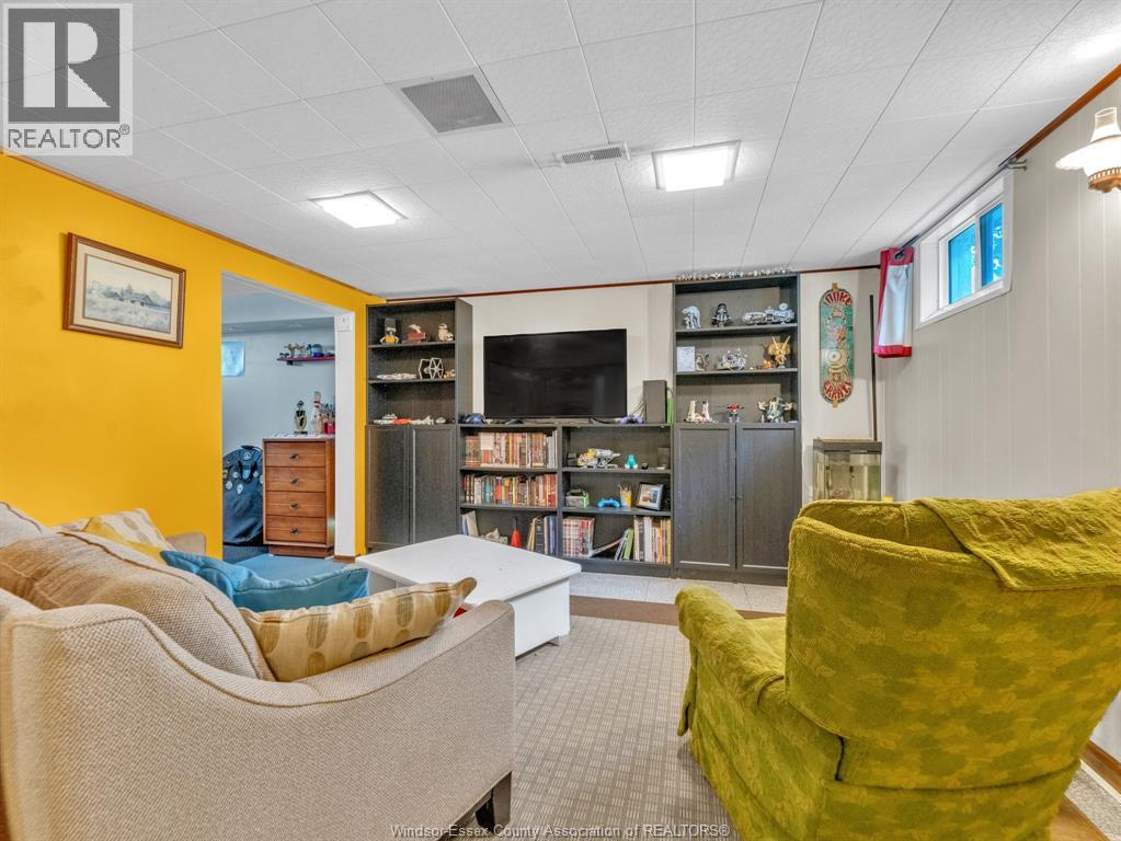 1757 OLIVE ROAD - 41