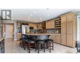 114 Longview Court, London South, ON N6K4J1 Photo 15