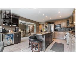 114 Longview Court, London South, ON N6K4J1 Photo 16