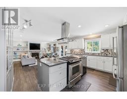 Family room - 458 Boler Road, London South, ON N6K2K7 Photo 9