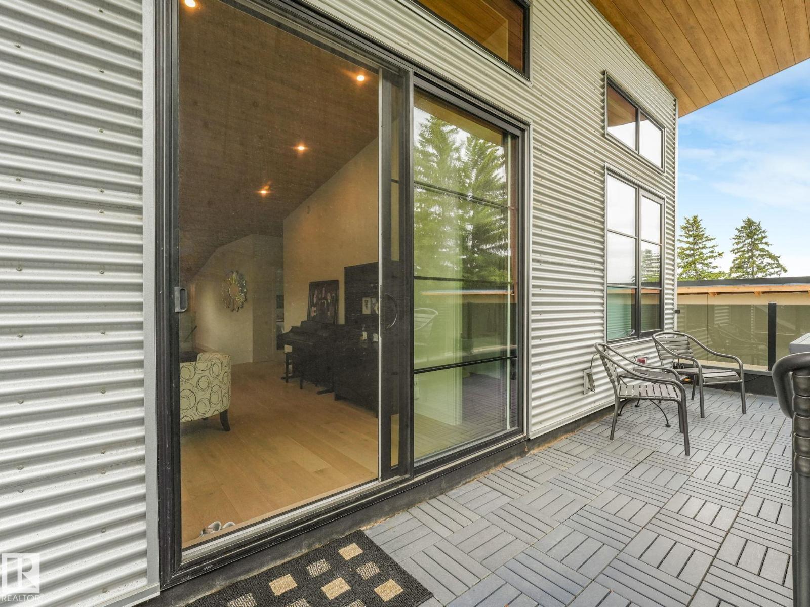 11247 71 AV NW - 36
