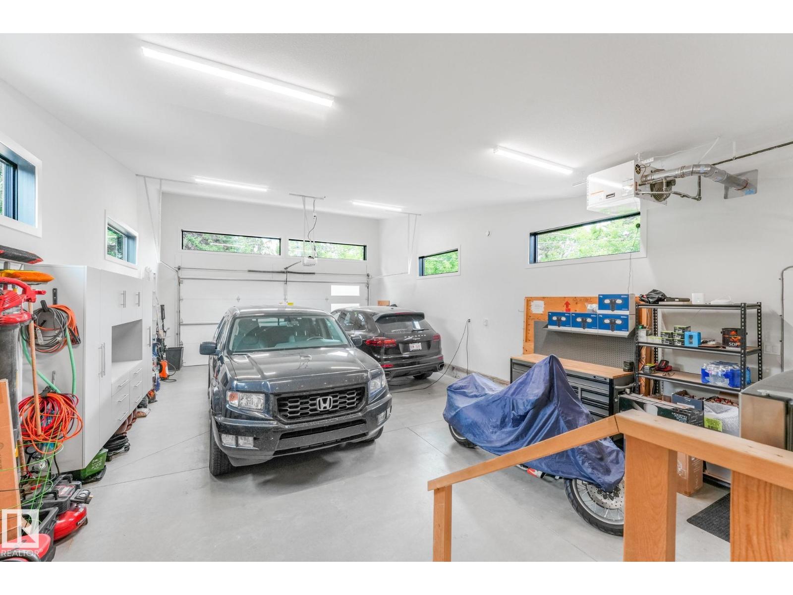 11247 71 AV NW - 62