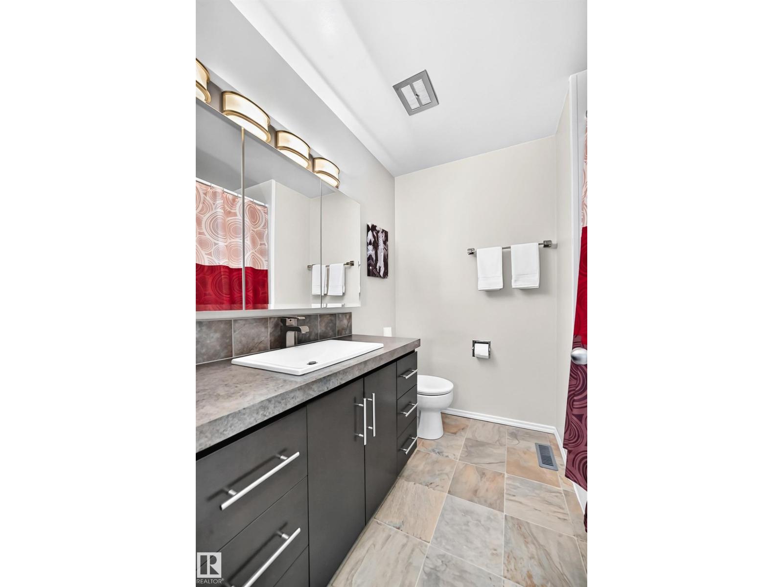 6107 146 AV NW - 24