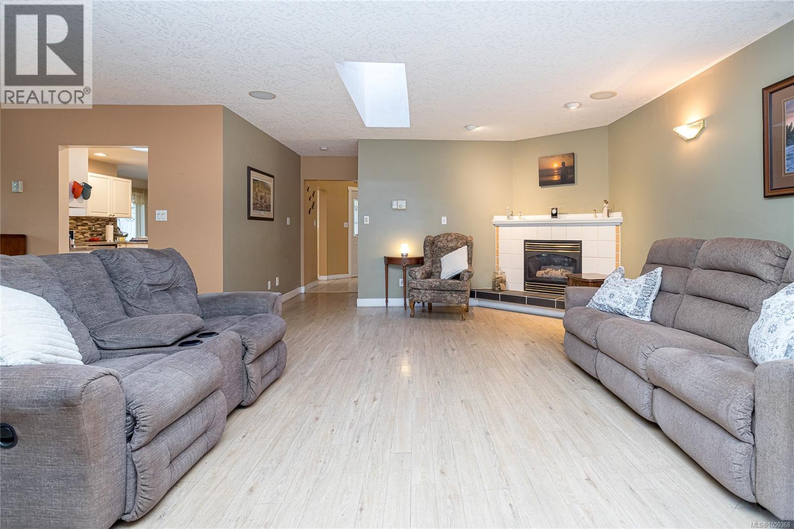 661 Millstream Lake Rd - 7