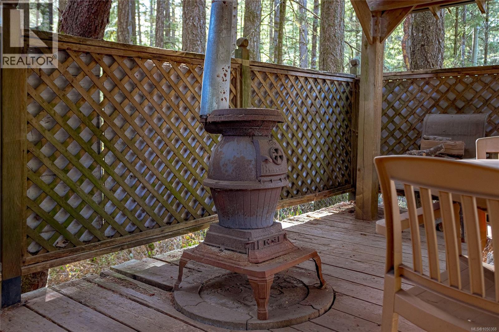 661 Millstream Lake Rd - 31