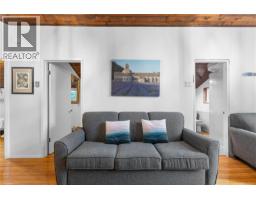 436 Hemlock Ave, Gabriola Island, BC V0R1X1 Photo 12