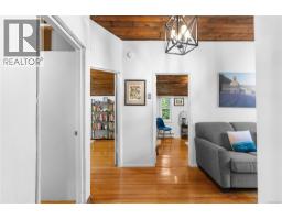 436 Hemlock Ave, Gabriola Island, BC V0R1X1 Photo 16