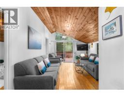 436 Hemlock Ave, Gabriola Island, BC V0R1X1 Photo 18