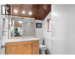 436 Hemlock Ave, Gabriola Island, BC V0R1X1 Photo 23